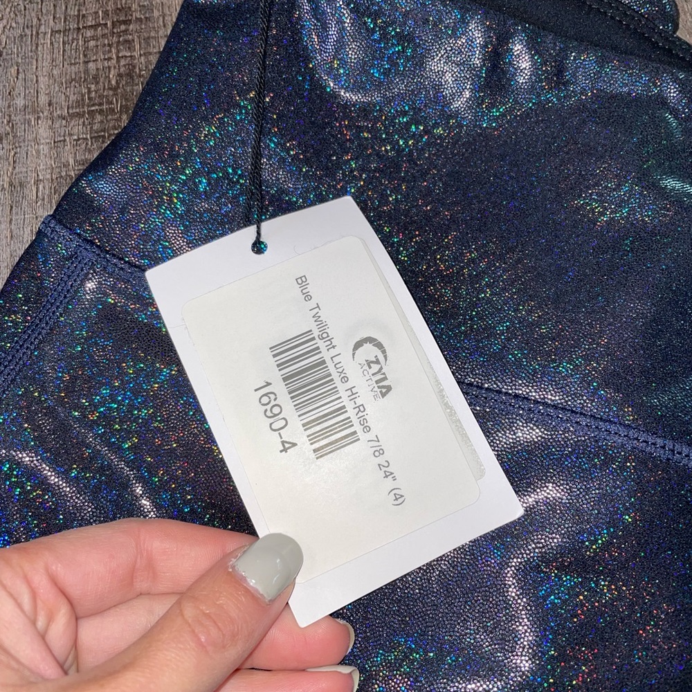 NWT ZYIA Luxe high rise 7/8 leggings 24” - Picture 2 of 3